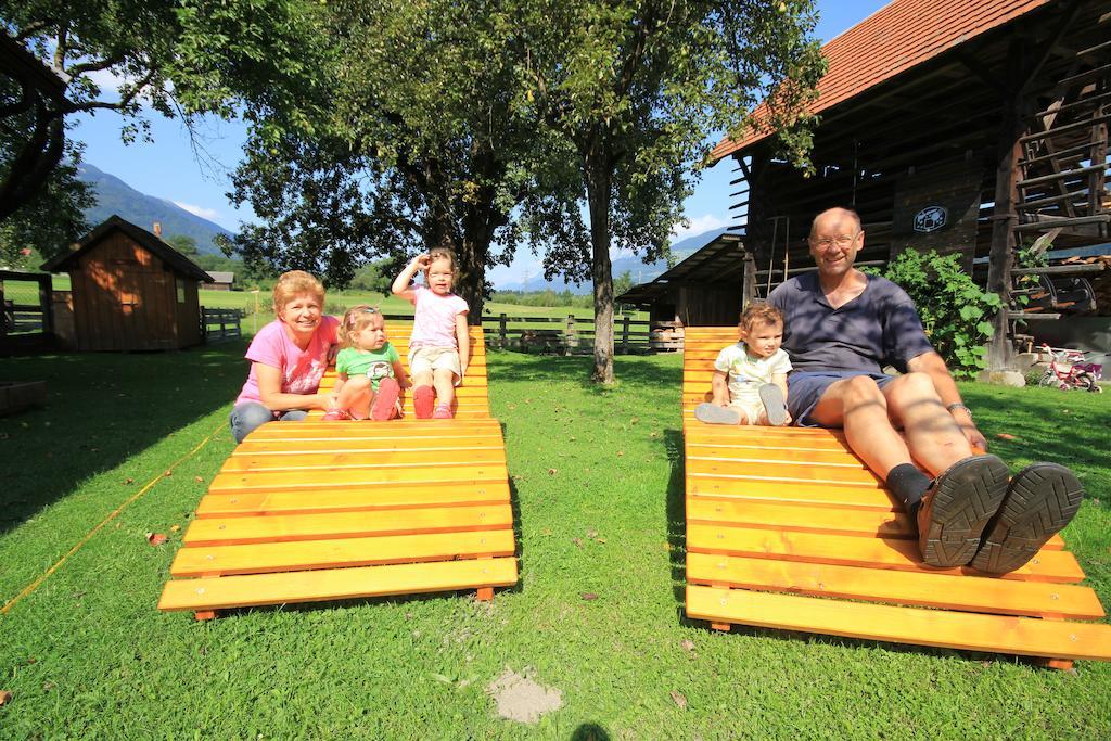 Farm stay Bauernhof Katin *